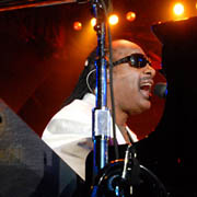 stevie-wonder-due-x