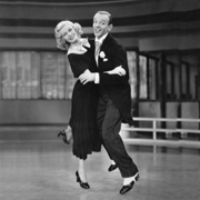 Fred Astaire and Ginger Rogers Smoke gets in your eyes 02