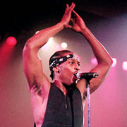 dangelo-live-due