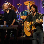 Daryl Hall & John Oates · Live