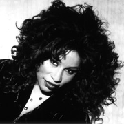 Chaka Khan I'm every woman 02